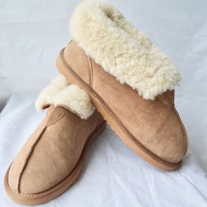 EUC Mens UGG Boots Size 10